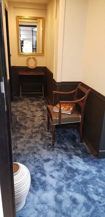 Les Grands Arbres Bed and Breakfast Brussel Buitenkant foto